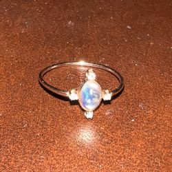 14k Rose Gold Rainbow Moonstone Minimalist Engagement Ring With 4 Mini Diamond 