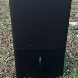 GE 50 Pt Dehumidifier 