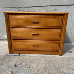 3 drawer dresser wood
