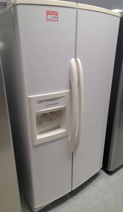 Kenmore Side-by-Side White Refrigerator Fridge
