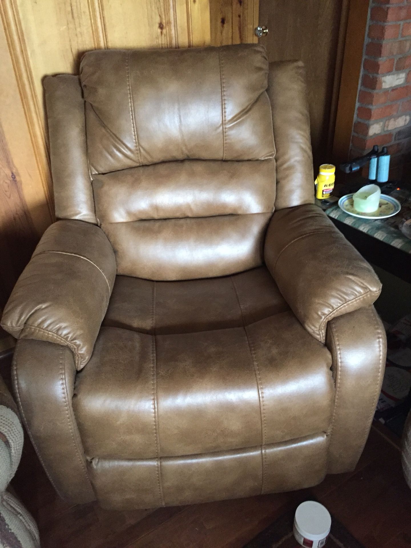 Lazy boy lift chair,leather