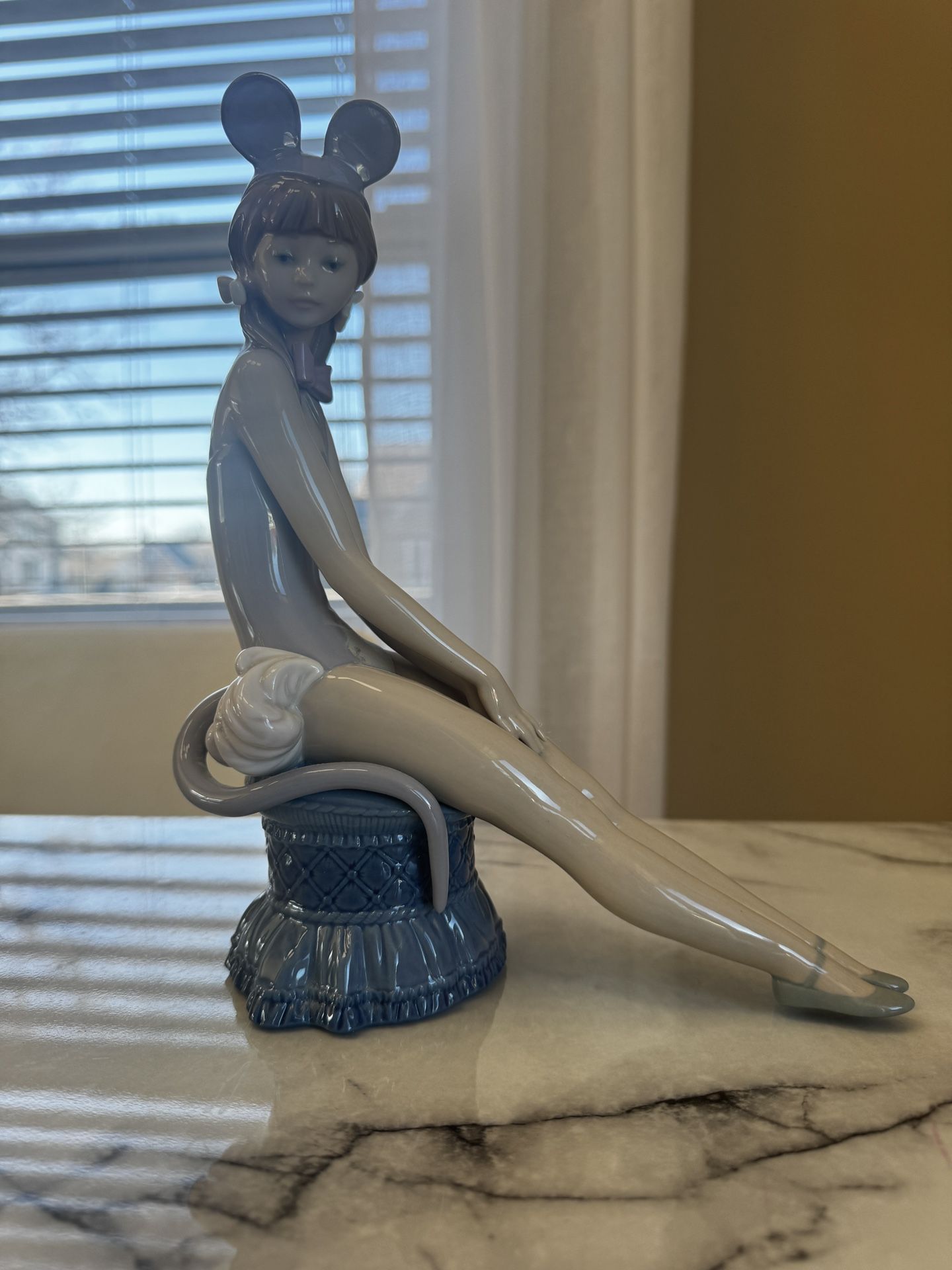 Lladro Figurine