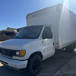 2003 Ford E-350