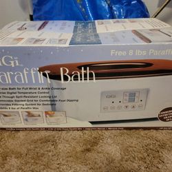 GiGi PARAFFIN BATH *New In Box
