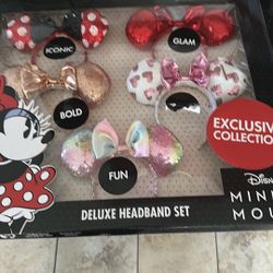 Brand New In Box Deluxe Head Band Set