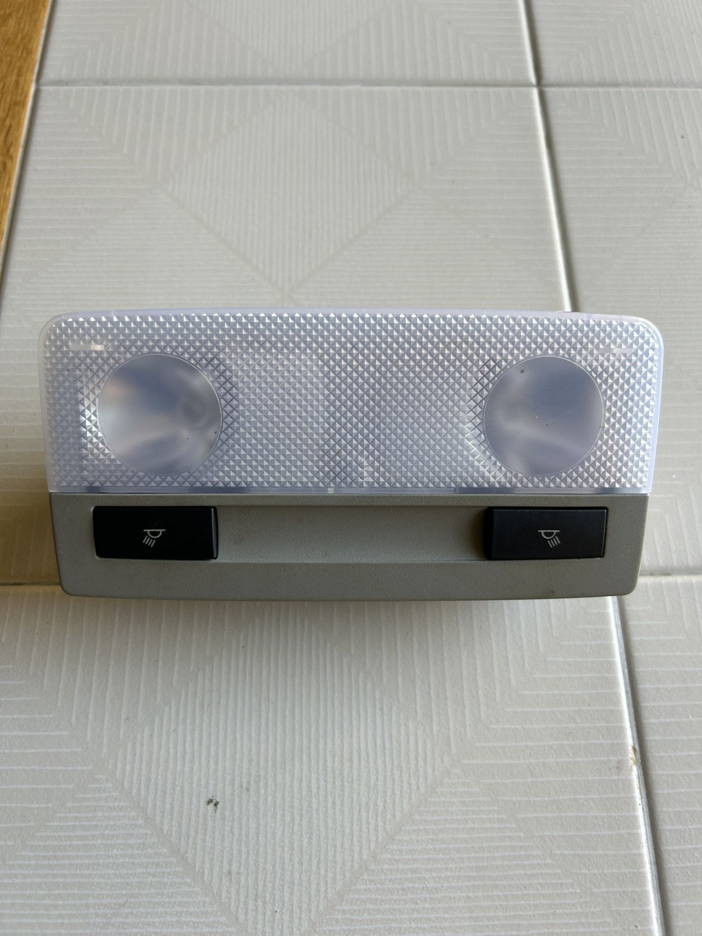 2016-2023 OEM ROOF INTERIOR TRIM DOME LAMP