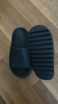 Yeezy Slides