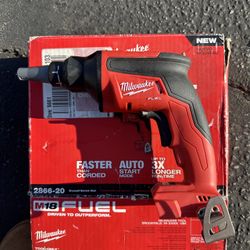 M18 FUEL 18V Lithium-Ion Brushless Cordless Drywall Screw Gun (Tool-Only)