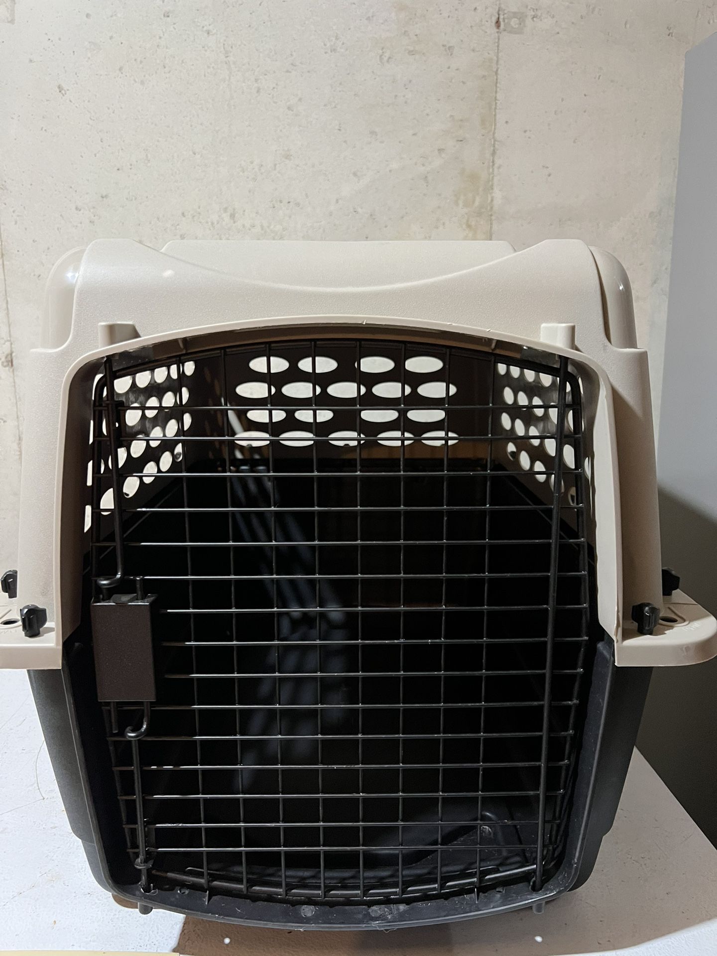 Petmate Travel Crate