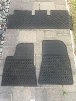 Tesla Rubber Mat Set