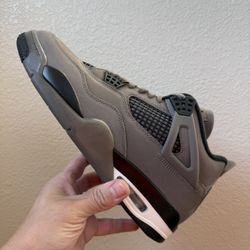 Jordan 4”Cave Stone”