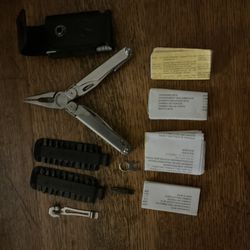 Leatheran Wave 17 Multi tool, with leather case Plus 21 Screw driver bits and extender, belt and pocket clip