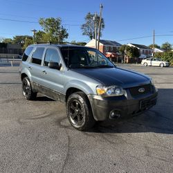 2005 Ford Escape