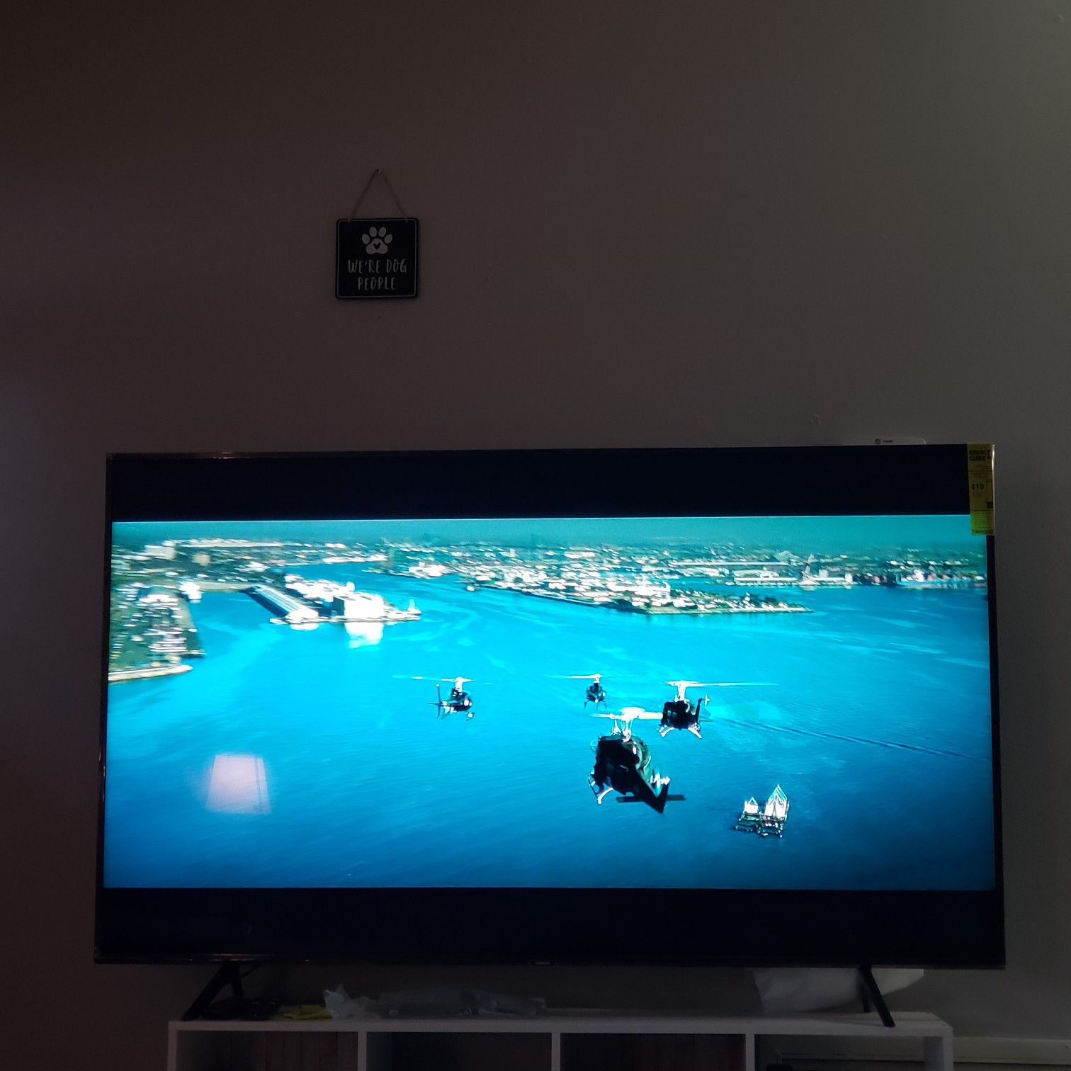Samsung 65 inch qled smart tv