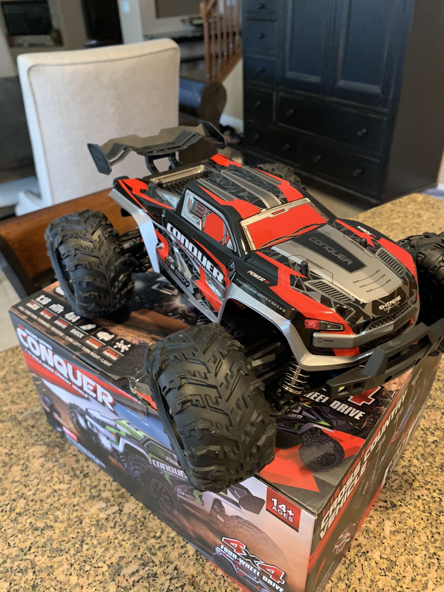 Brand New 1/16 scale Rc 4x4 Truck
