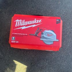 Milwaukee 8in Metal Cutting Saw