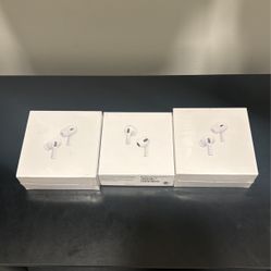 AirPods 3rdgen& Regular EarBuds