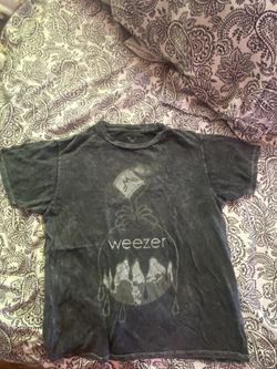 Rare 2019 Size Small Jrs Girls Weezer T Shirt