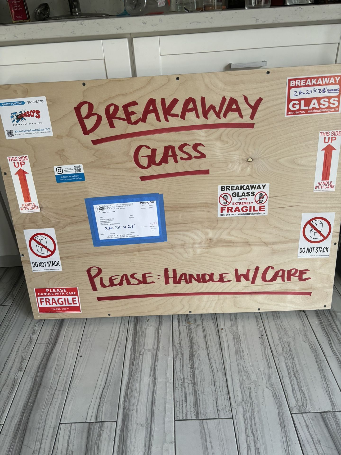 Breakaway Glass 24x28 (GREAT FOR FILM!!)