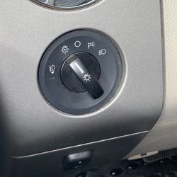 2014 Ford Expedition  Headlight  Switch 