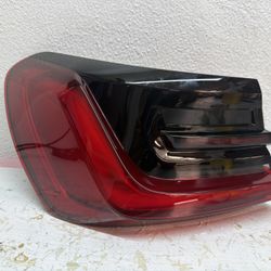 2020 2022 BMW 740i 750i 7 Series LED Driver Side Tail Light Used OEM H(contact info removed)702