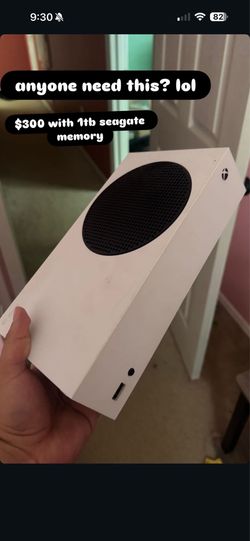 Xbox Series S 512gb with 1TB Seagate Memory Card