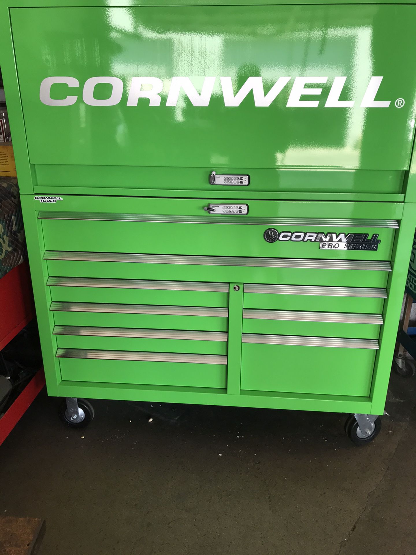 Cornwell toolbox/hutch