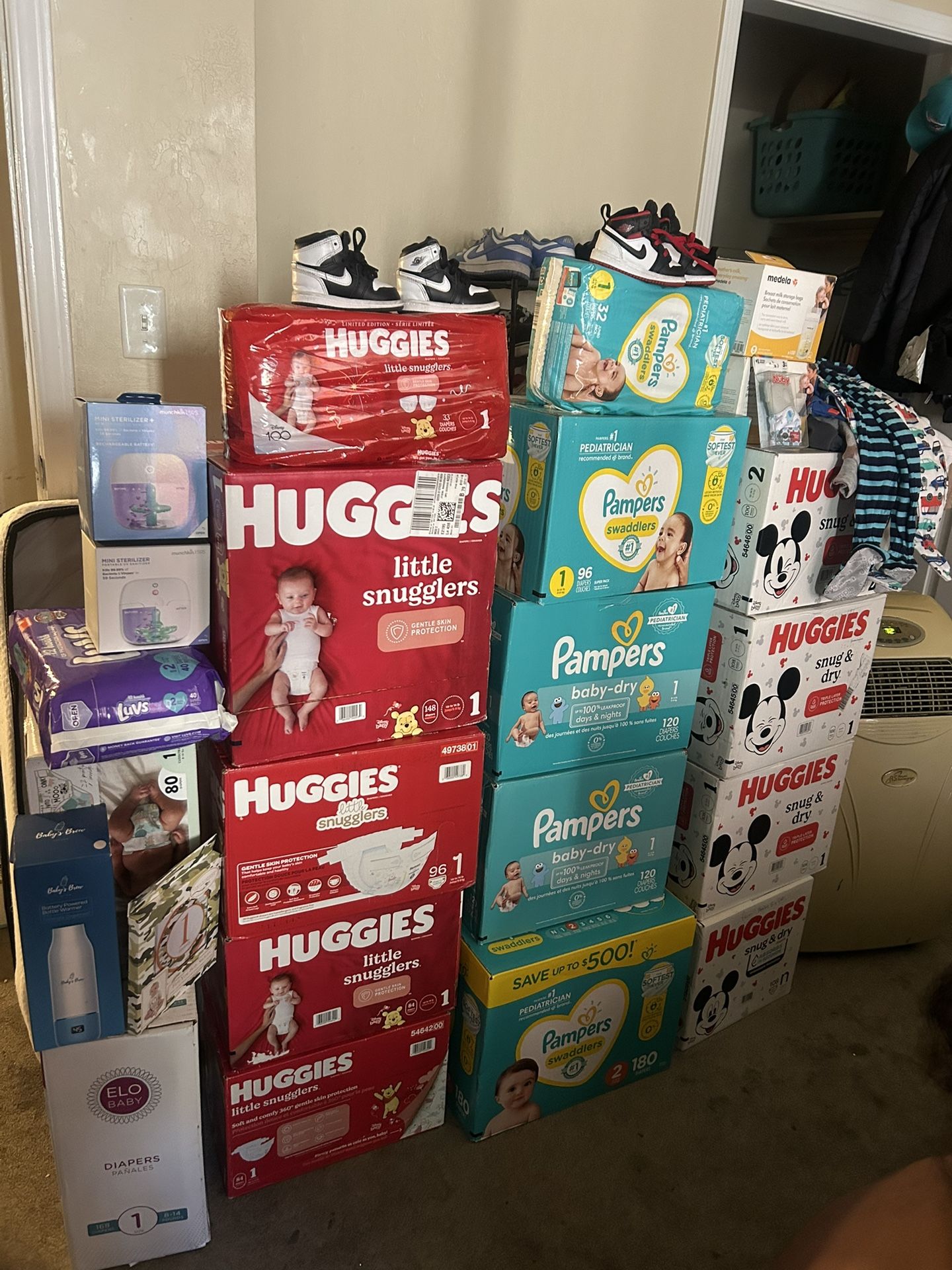 Diapers sizes 1 & 2