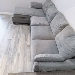 L couch with storage