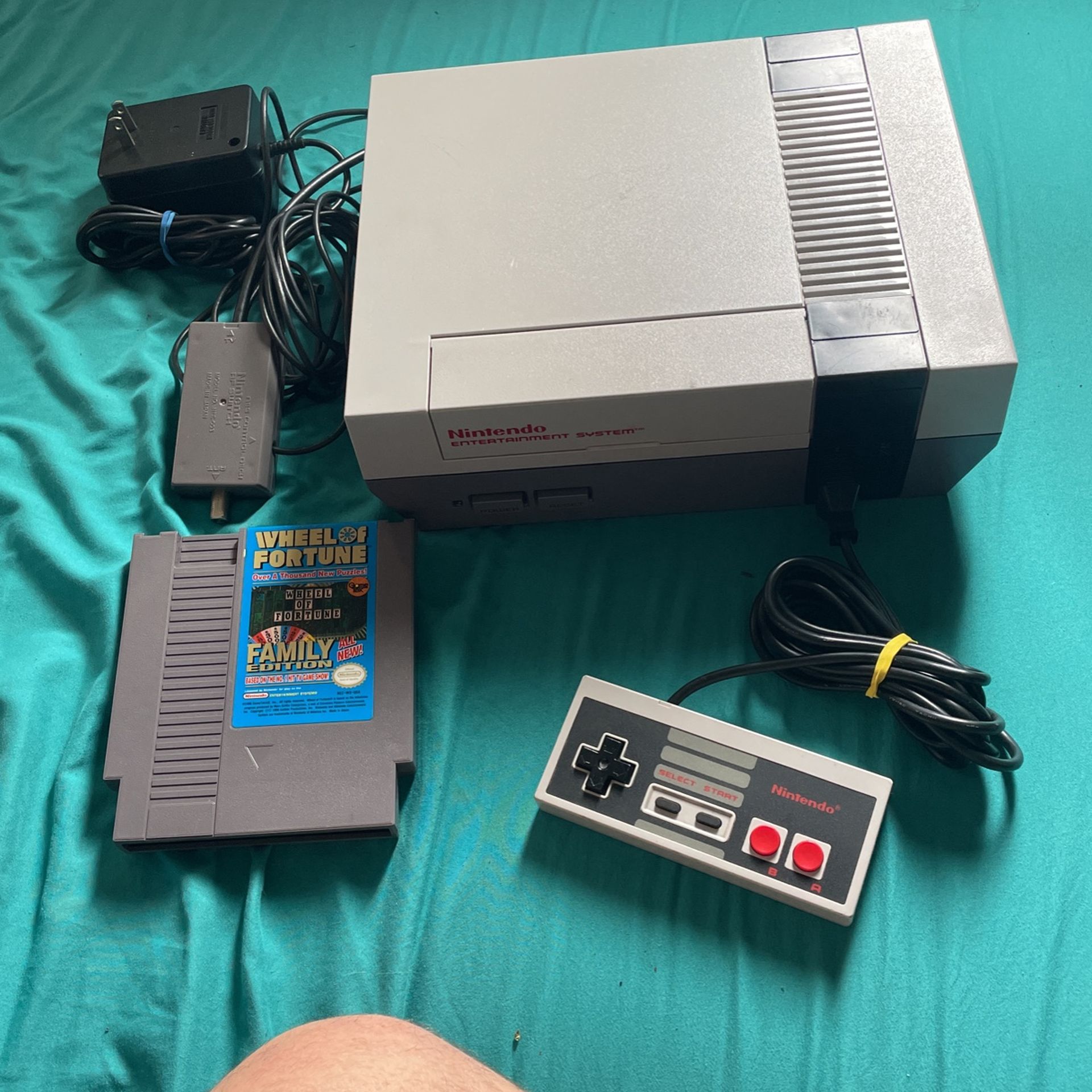 Nintendo NES 1985 Super Clean All OEM
