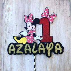 Minnie Mouse cake topper
