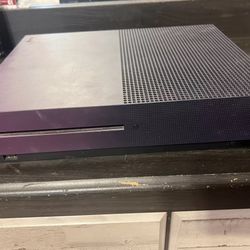 Xbox One S Fortnite Edition
