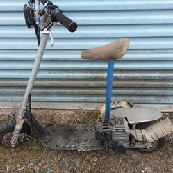50cc TWO-STROKE SCOOTER 