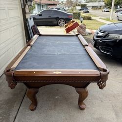 Pool Table 8ft ( Free Delivery & Set Up & New Color Felt Of Your Choice )