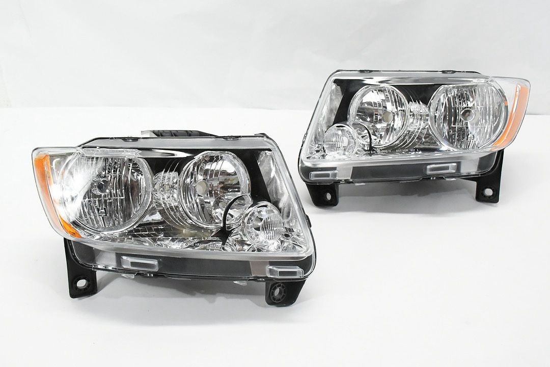 LA Zona Auto Parts 11 12 and 13 Jeep Grand Cherokee Healights luces micas calaveras faros focos luz light