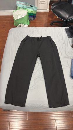 Black baggy sweat size adult XL