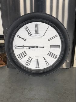 Roman numerals Wall Clock