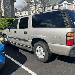 2004 Chevrolet Suburban