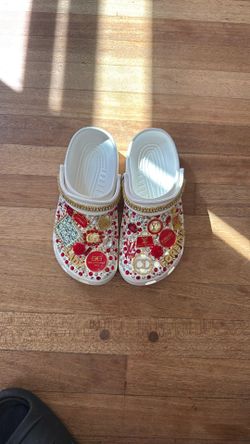 Custom Crocs Size 6m/8w