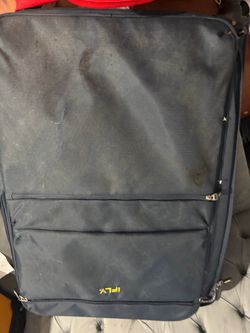 Luggage suitcase