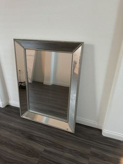 Mirror 40x 30 Inches 
