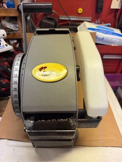 Manual Tape Dispenser Model 33