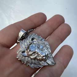 Diamond Lion Pendant And Chain