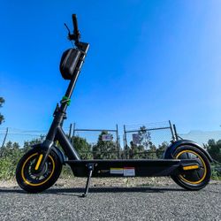 Electric scooter