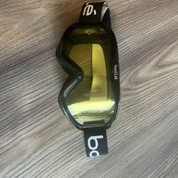 Bollé Ski / Snowboard Goggles – Yellow Lens
