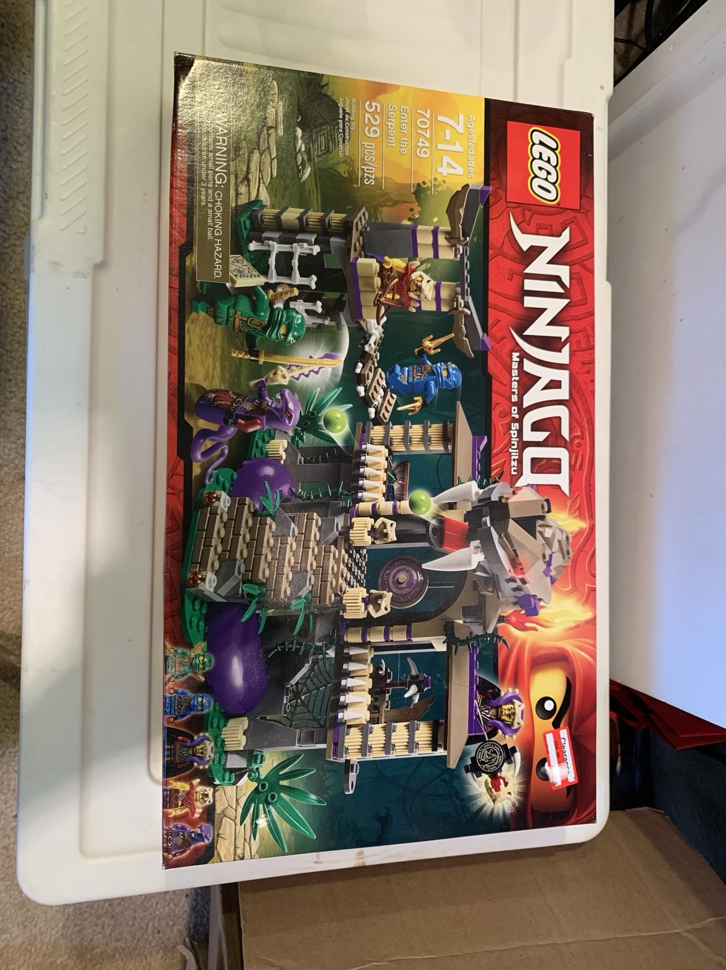 Brand New LEGO Ninjago Sealed set 70749