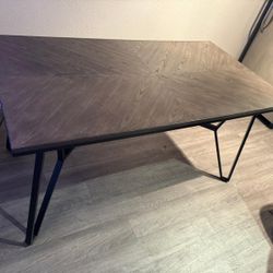 Dinning Table 