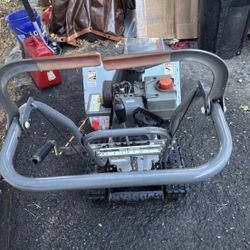 Craftsman 5hp/ 24 Inch’s Wide Tracked Snow Blower 