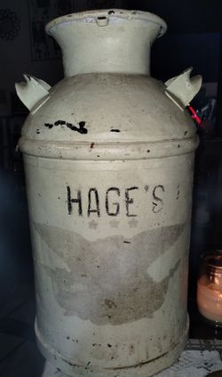 Vintage Antique Ten Gallon Milk Can
