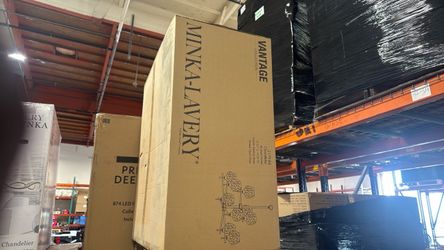 Minka-Lavery Vantage Collection Chandelier
